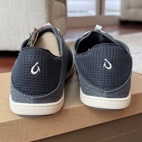OluKai Nohea Moku. US Men’s 10. Dark Shadow - Picture 3 of 8